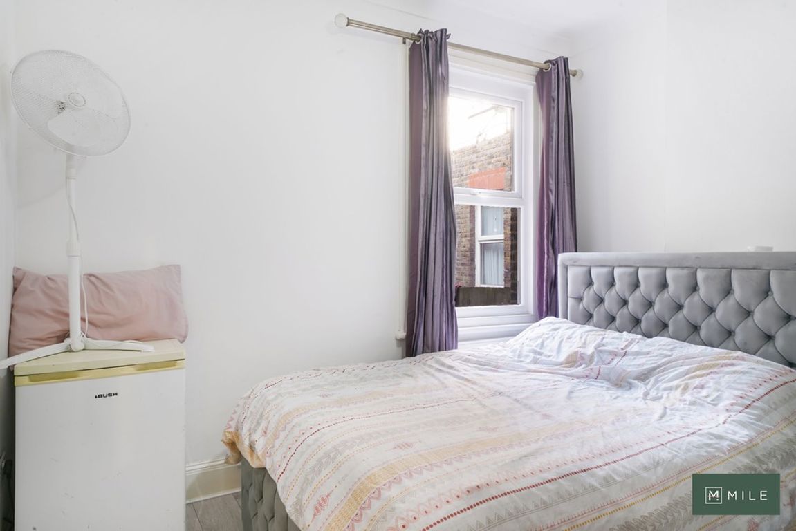 Hillside, London