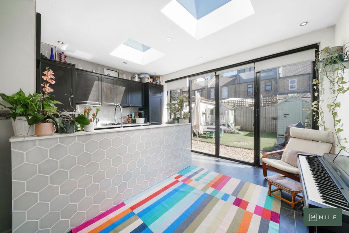 Yewfield Road, London