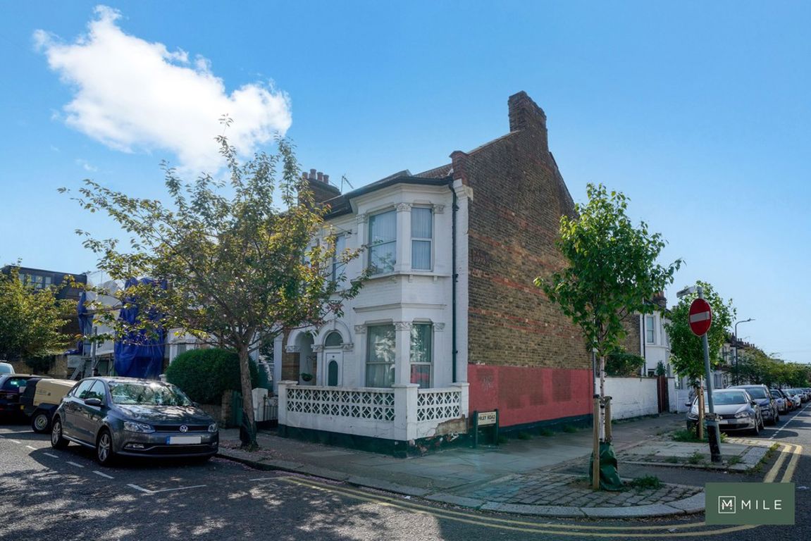 Purves Road, London