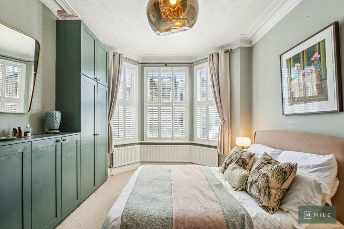 Bathurst Gardens, London