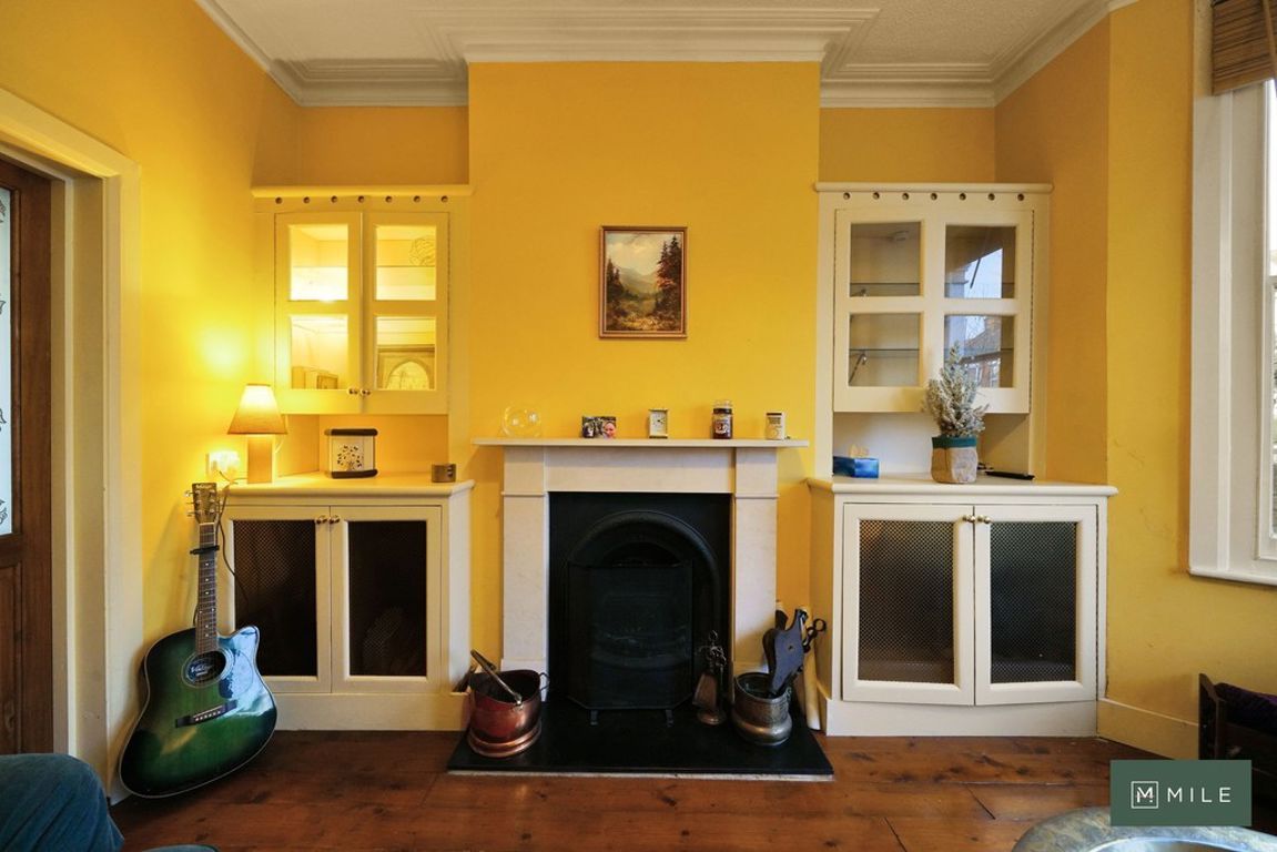 Leghorn Road, London