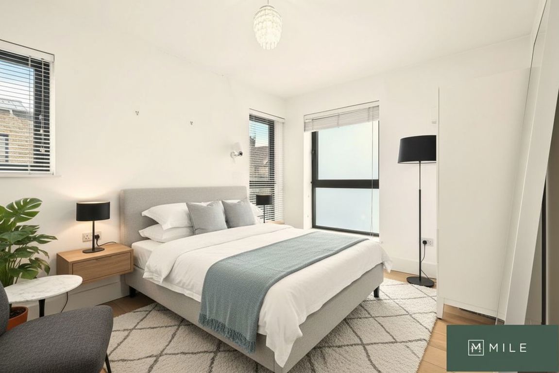 2 bed property in Harrow Road, London