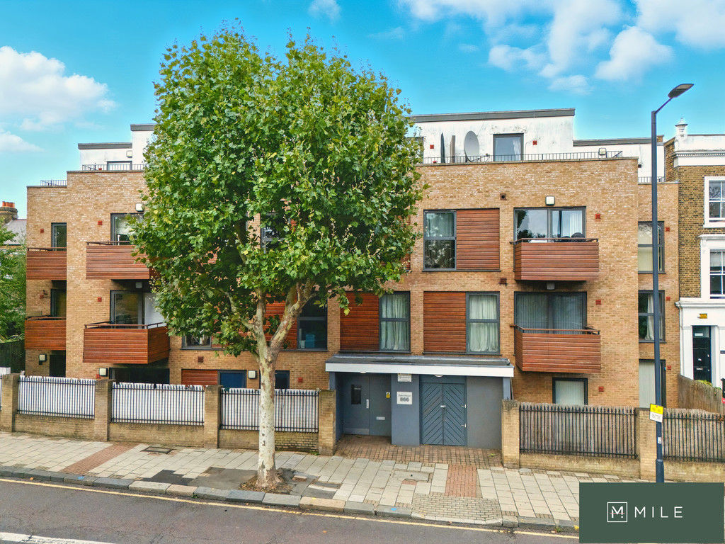 2 bed property in Harrow Road, London