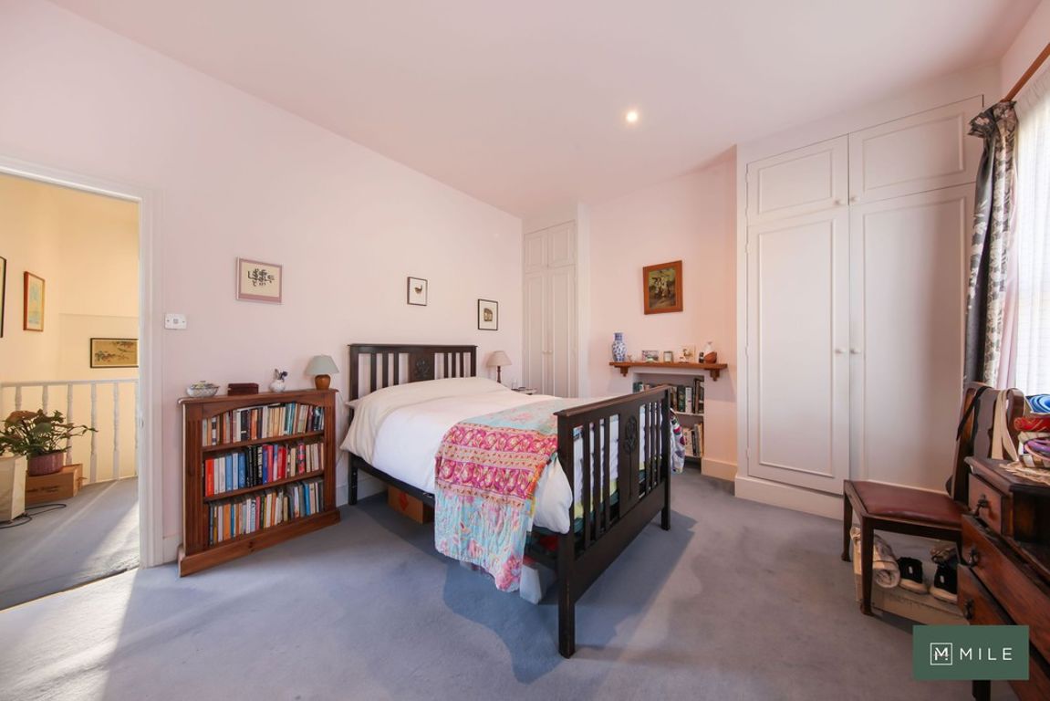 Oliphant Street, London