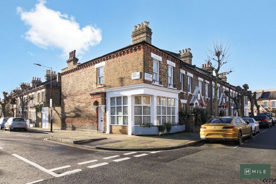 2 bed property in Oliphant Street, London