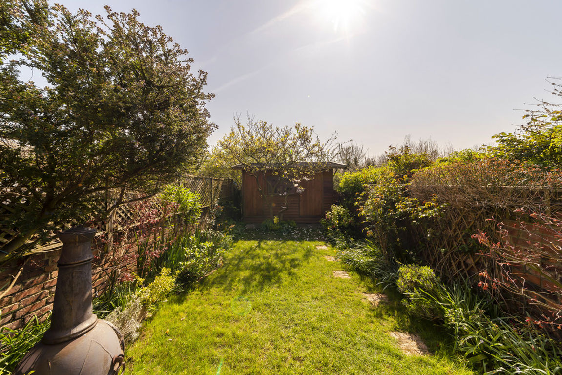 Bathurst Gardens, London