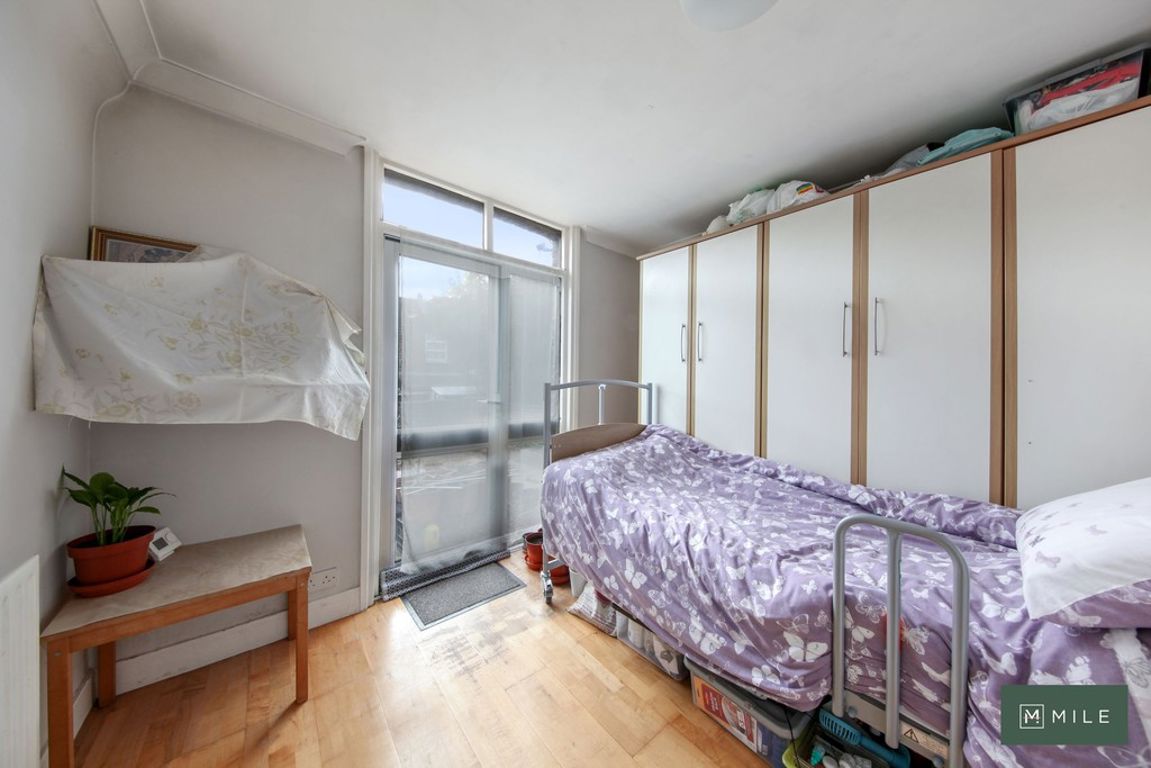 Purves Road, London
