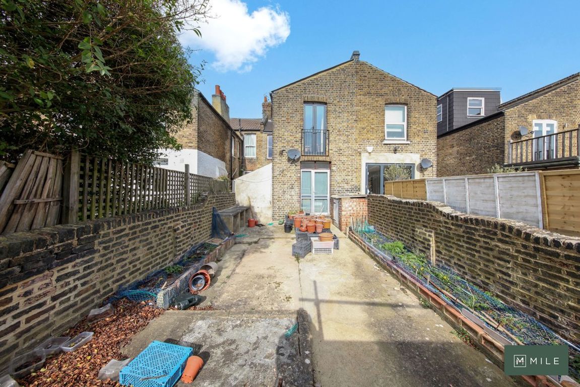 Purves Road, London