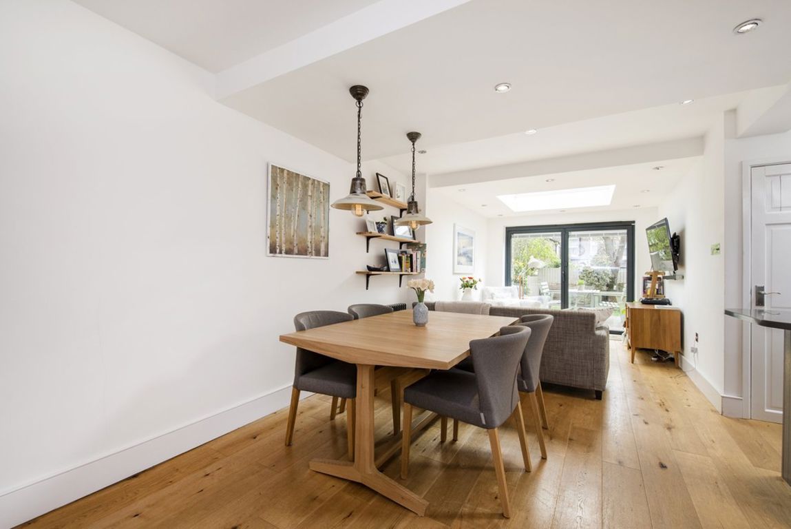 Purves Road, London