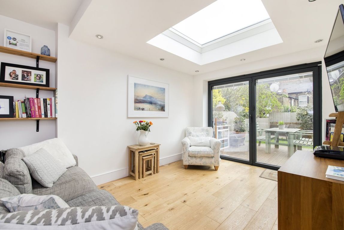 Purves Road, London