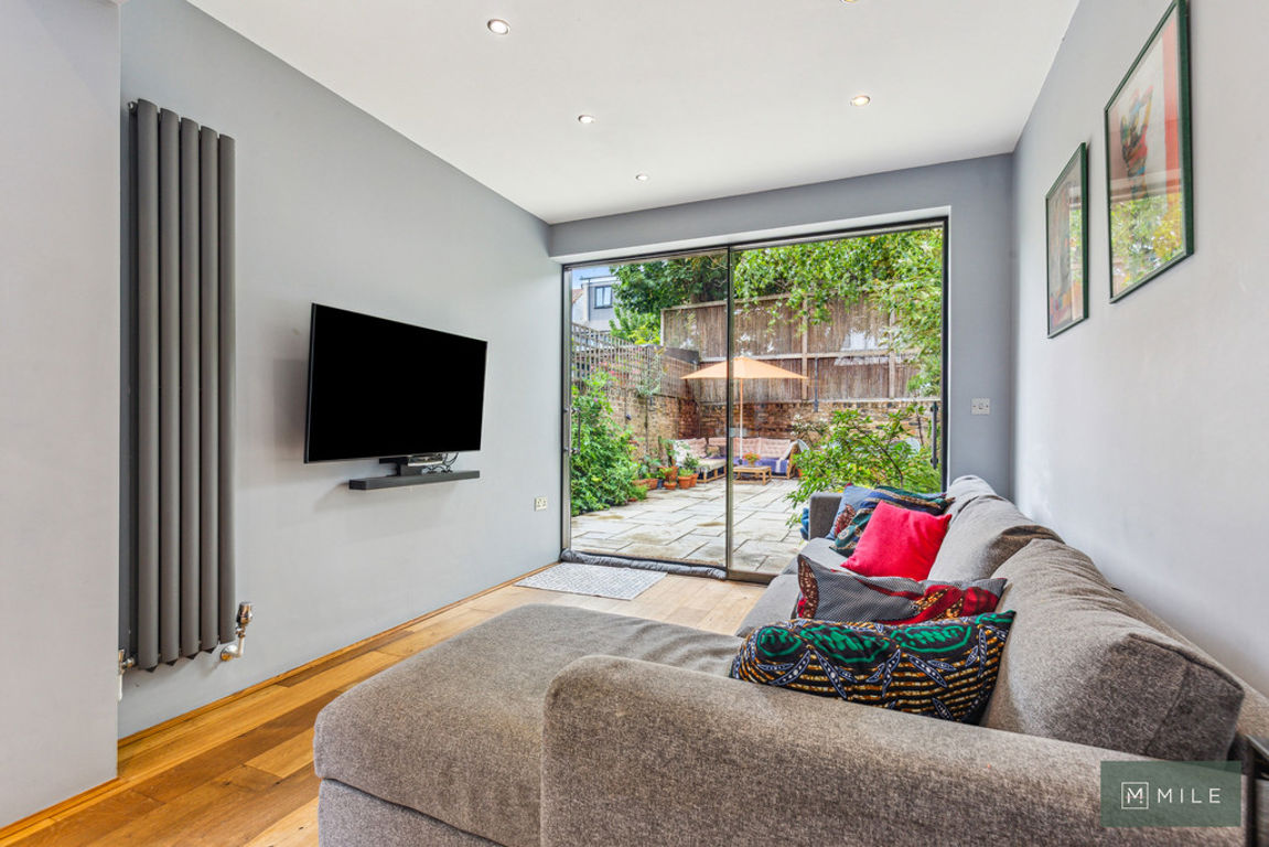 Buchanan Gardens, London
