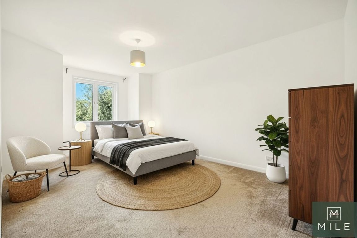 1 bed property in St. Laurence Close, London
