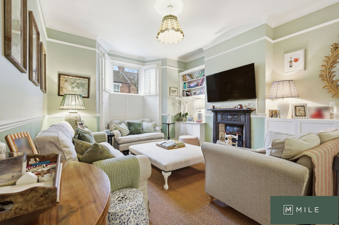 4 bed property in Ponsard Road, London