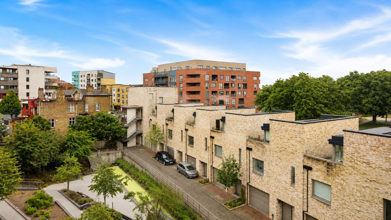 Hilltop Avenue, London
