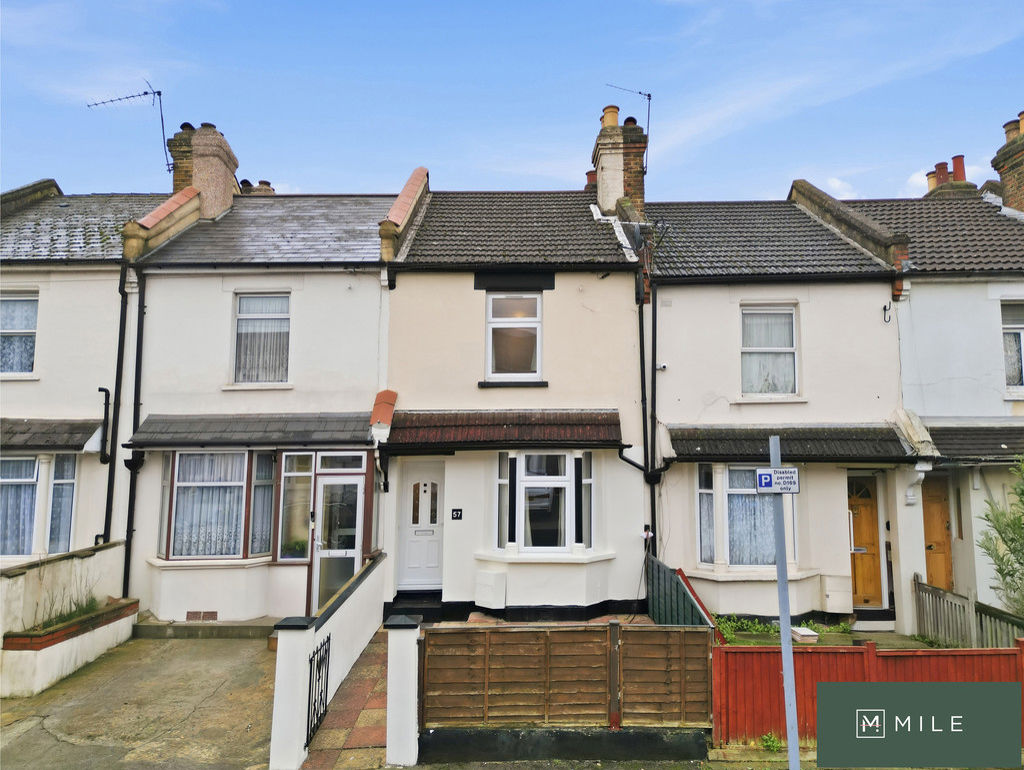 3 bed property in Rucklidge Avenue, London