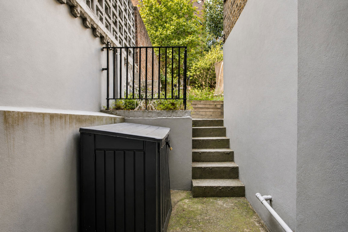 Acton Lane, London