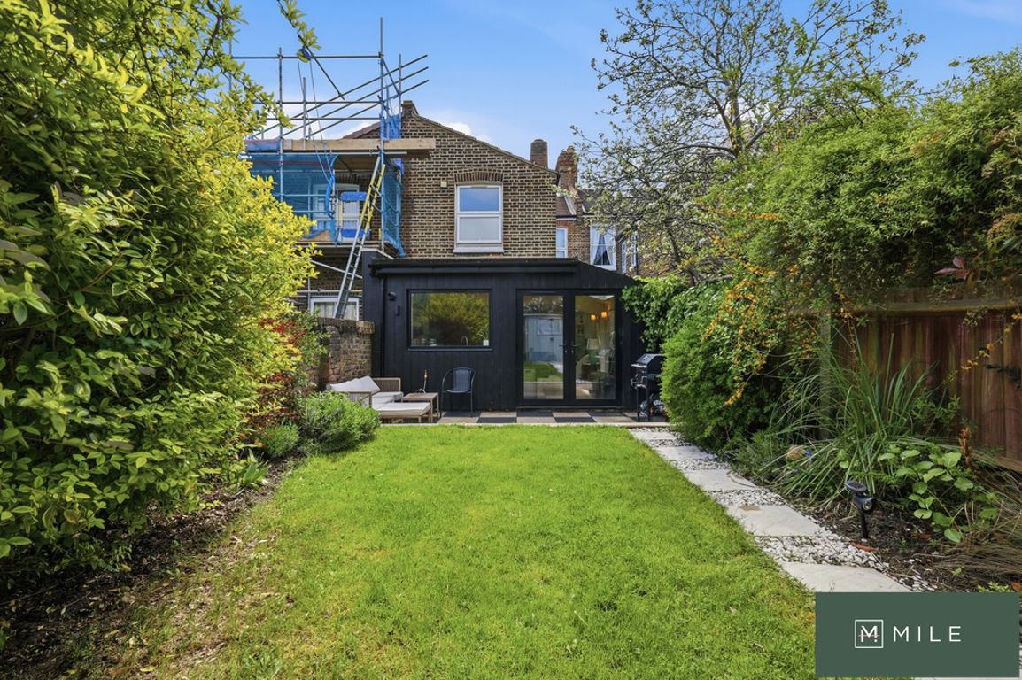 Purves Road, London