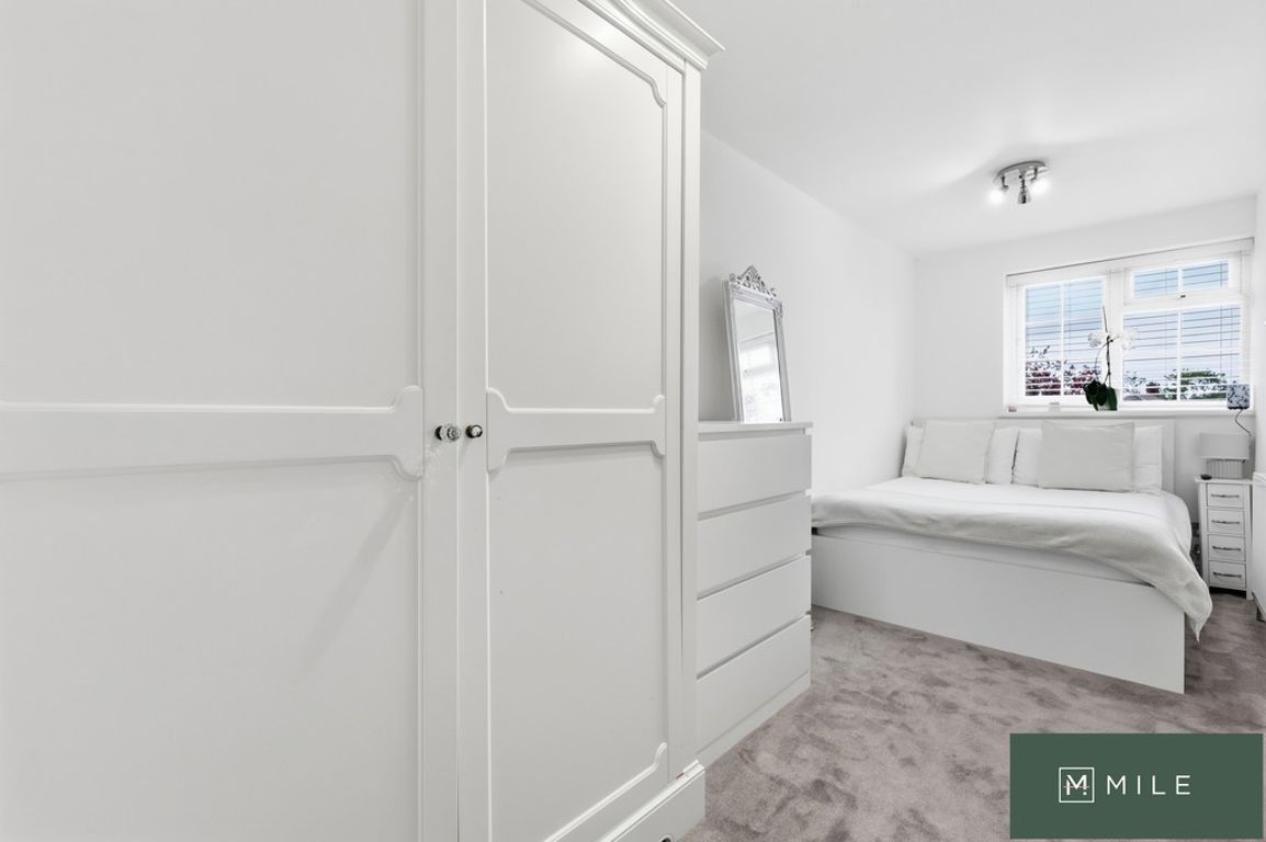 Colston Crescent, Waltham Cross