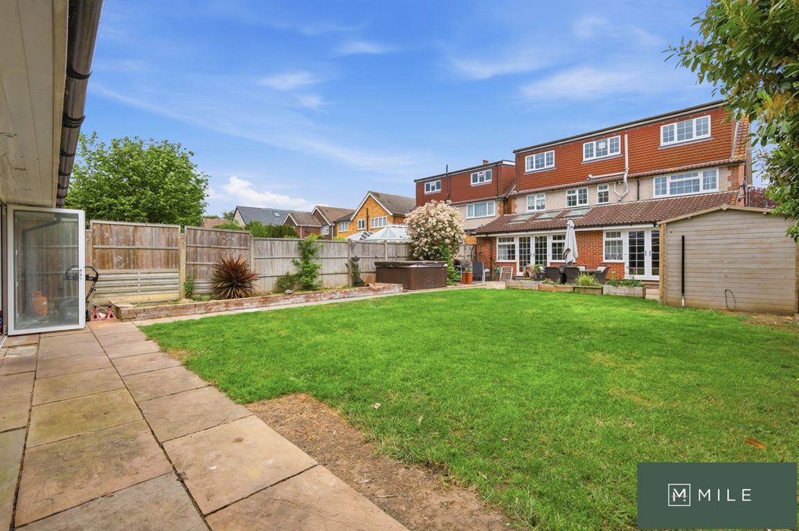 Colston Crescent, Waltham Cross