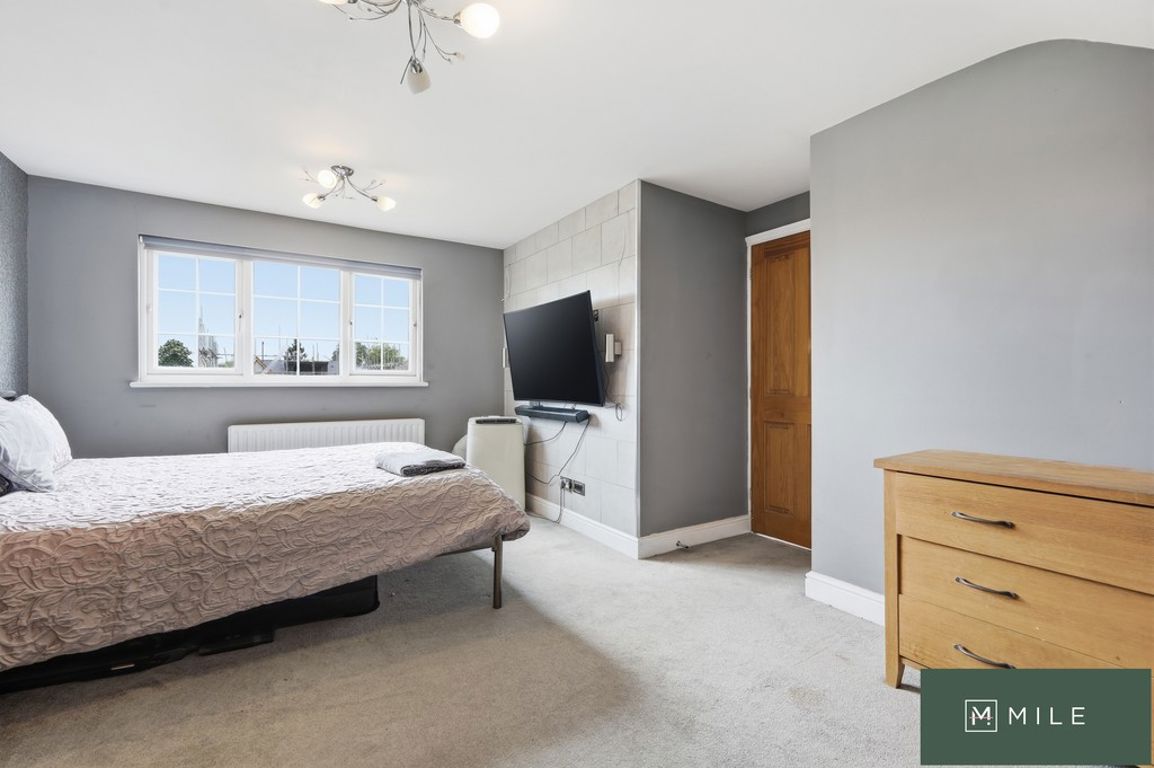Colston Crescent, Waltham Cross
