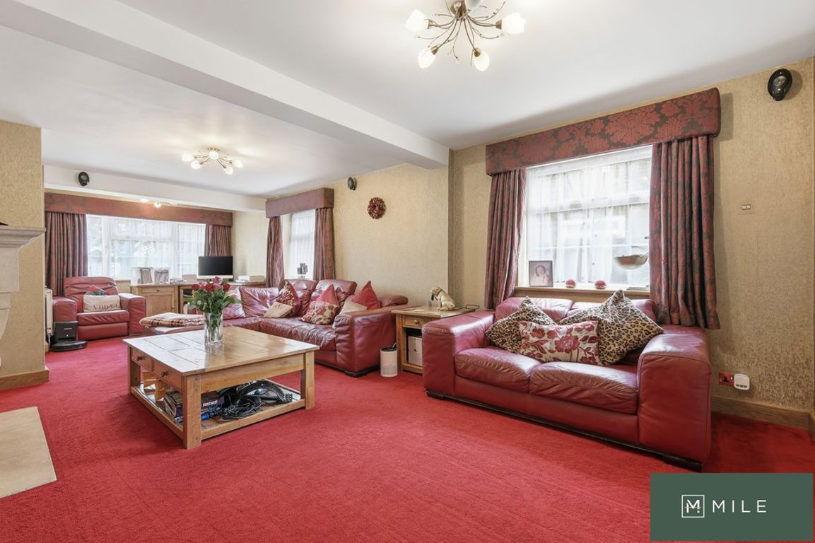 Colston Crescent, Waltham Cross