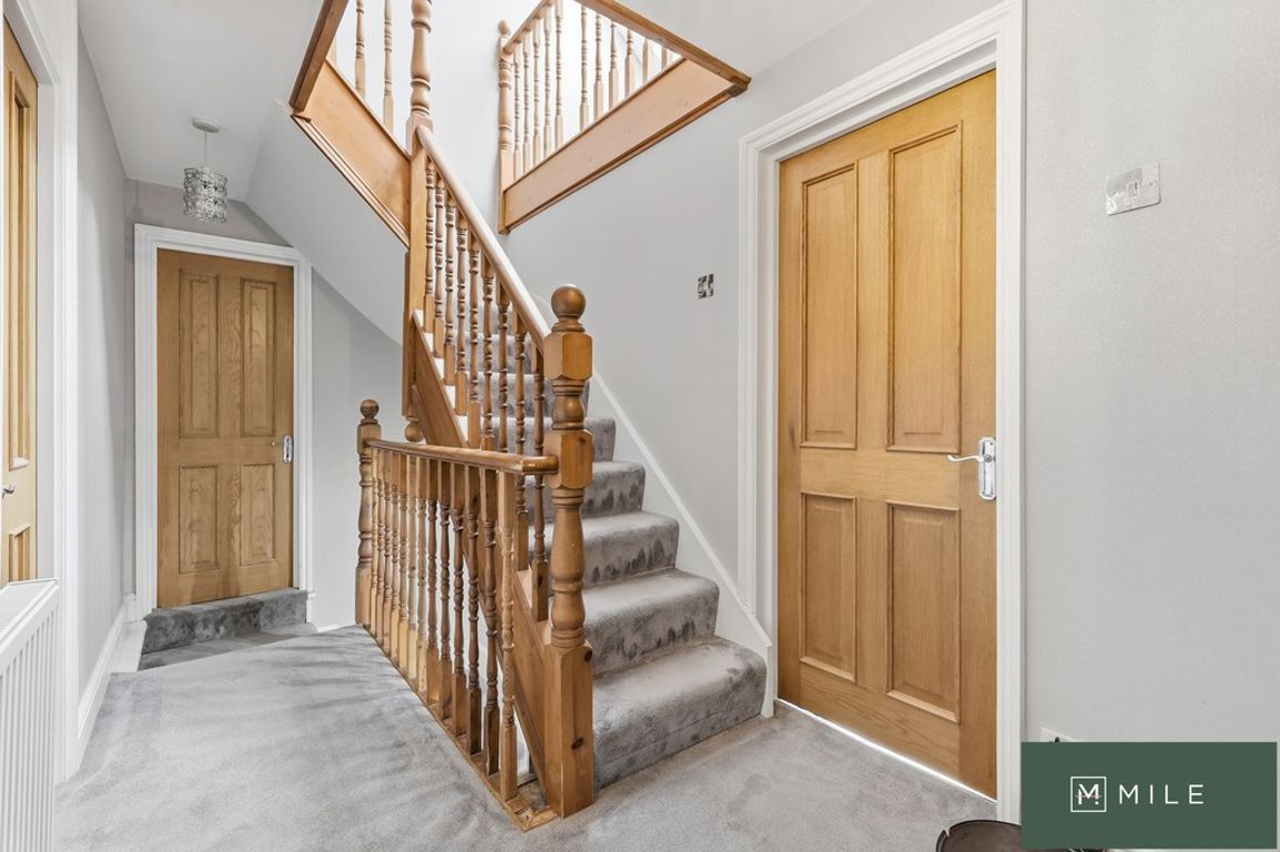 Colston Crescent, Waltham Cross