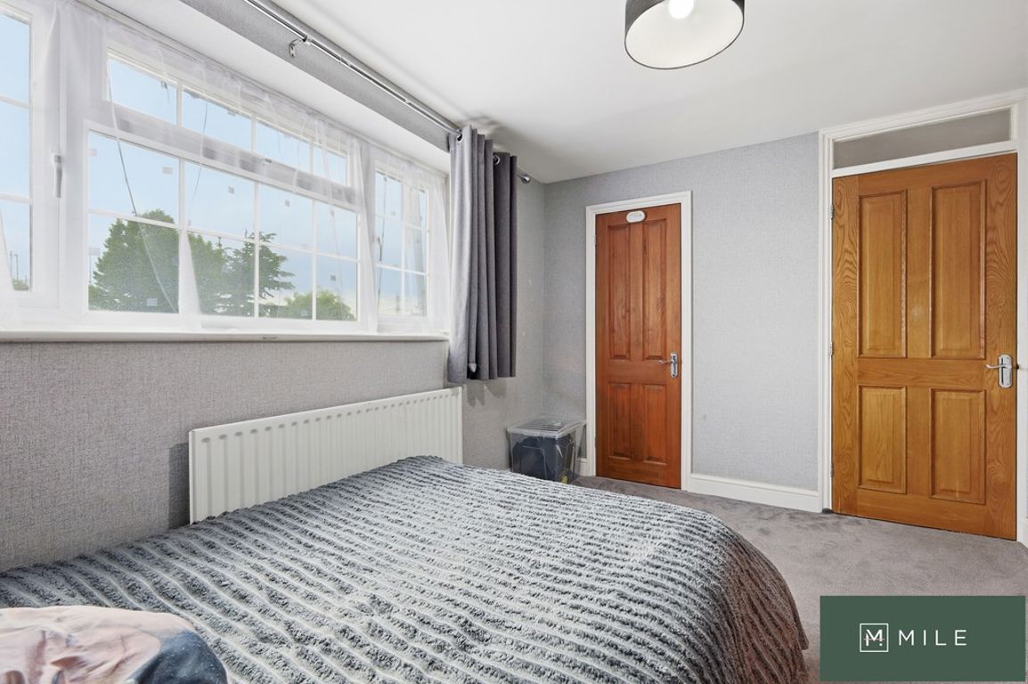 Colston Crescent, Waltham Cross
