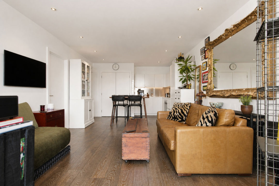 Salusbury Road, London