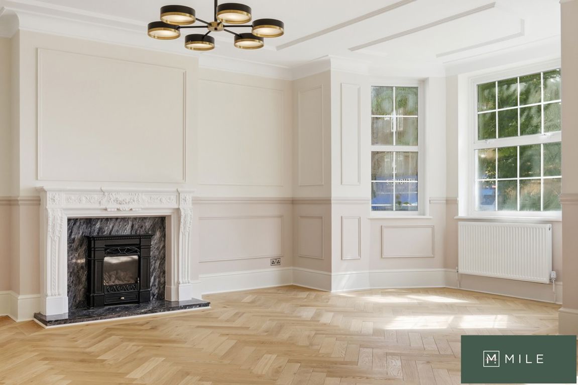 3 bed property in Sidmouth Road, London