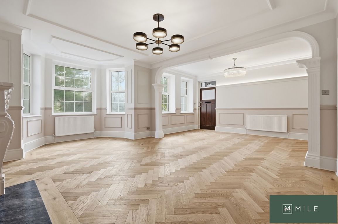 3 bed property in Sidmouth Road, London