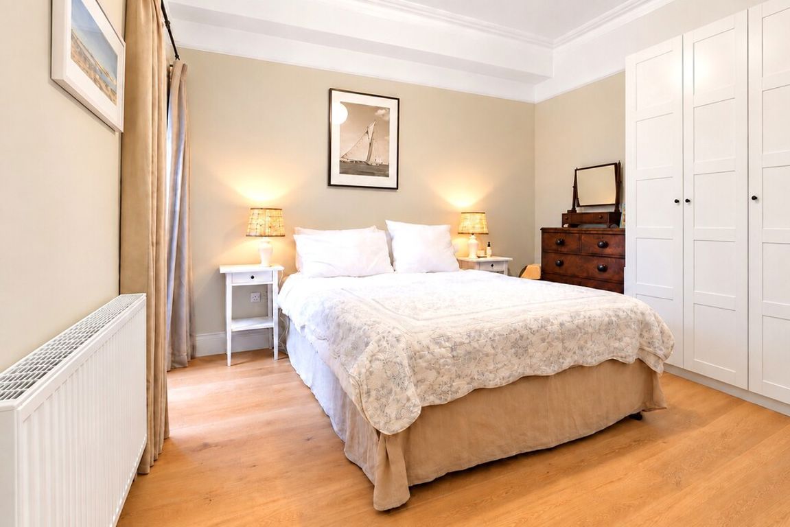 Bathurst Gardens, London