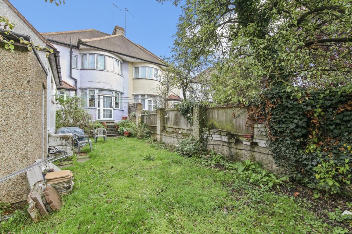 Grove Gardens, London