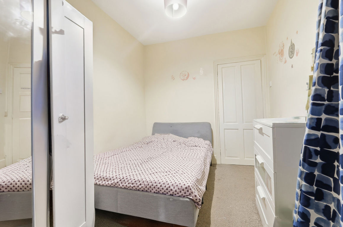 Mostyn Avenue, Wembley