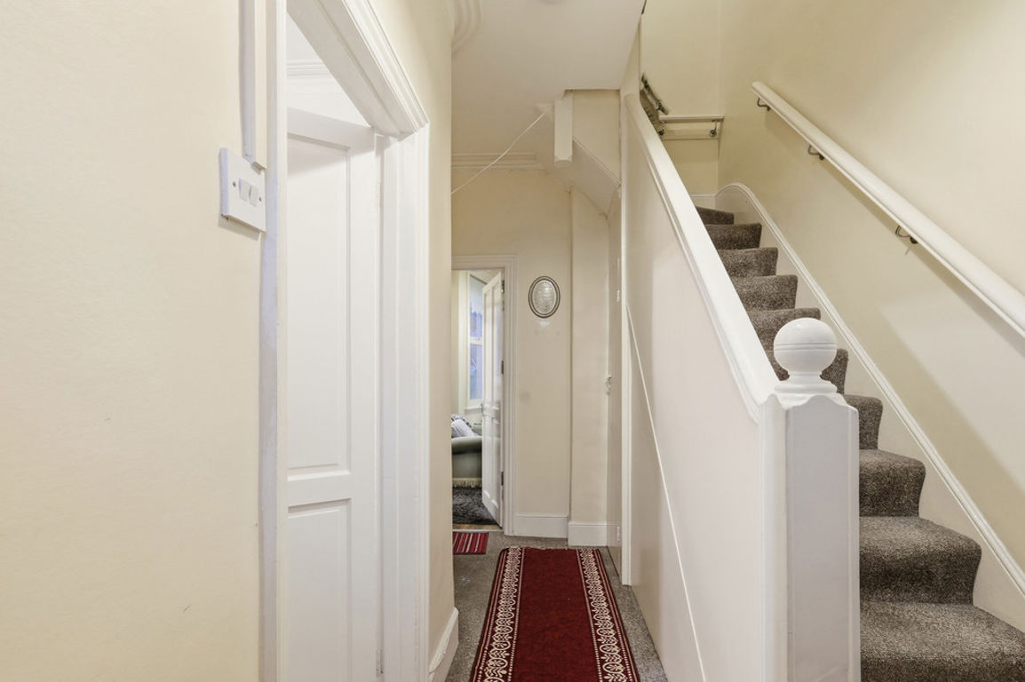 Mostyn Avenue, Wembley