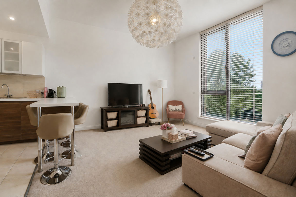 Joslin Avenue, London