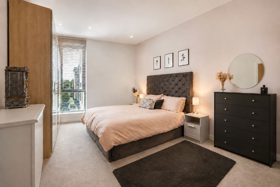 Joslin Avenue, London