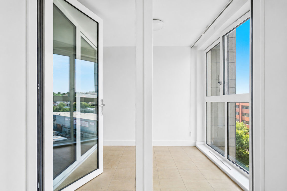 Zenith Close, London
