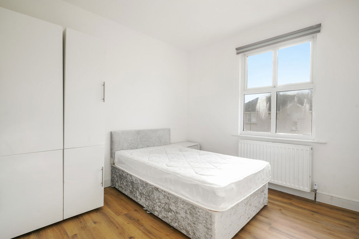 Annesley Avenue, London
