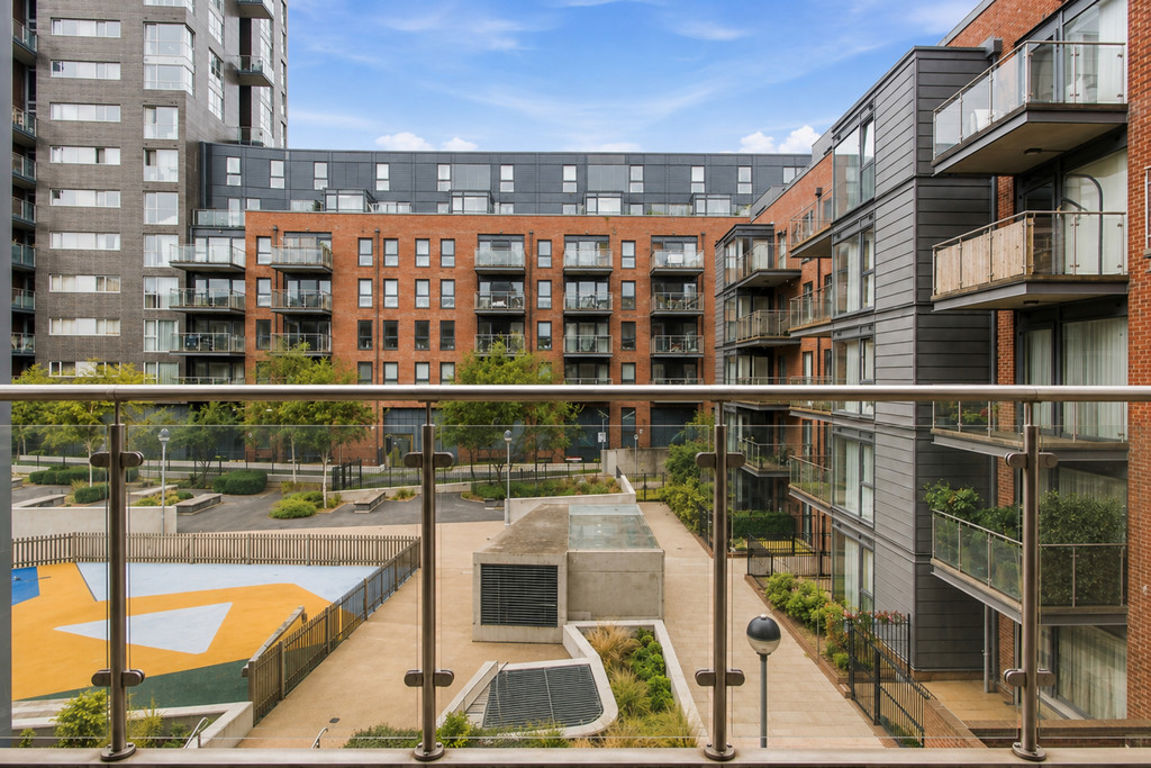 Zenith Close, London