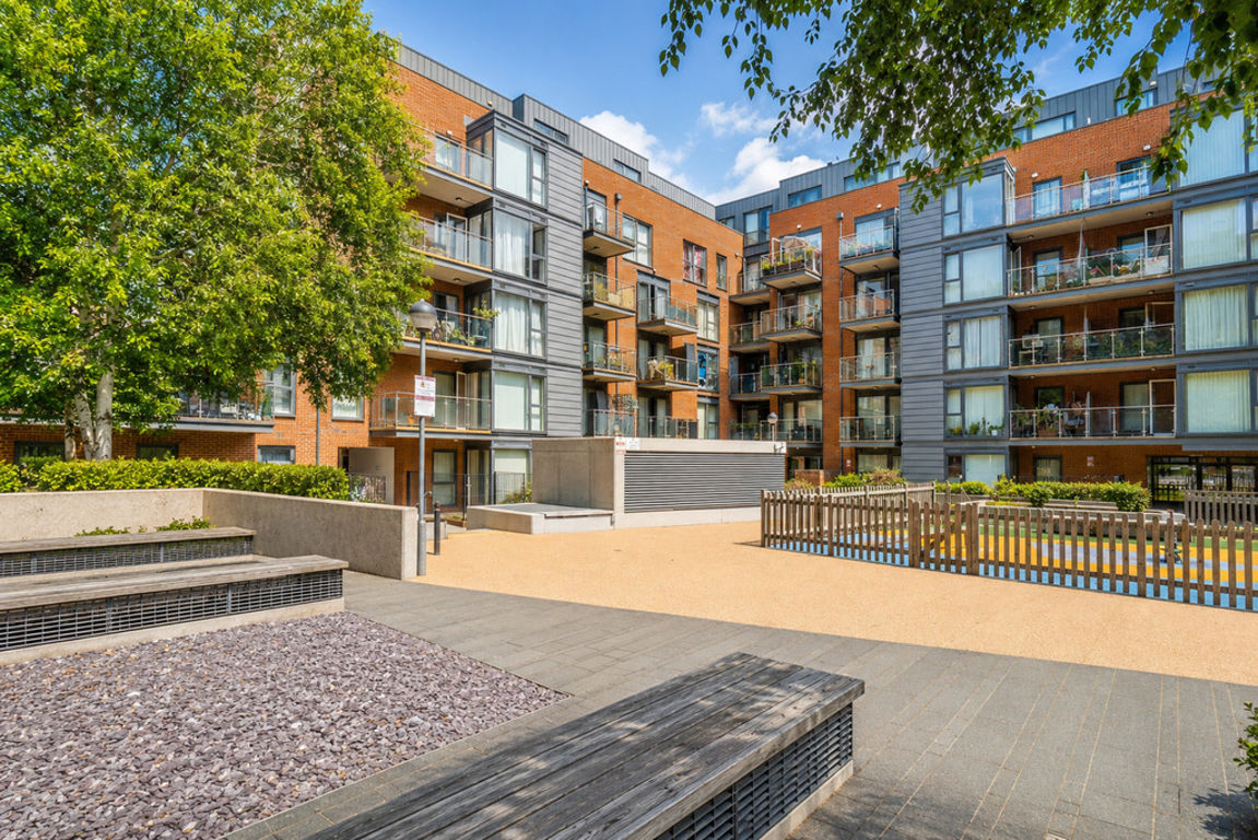 Zenith Close, London