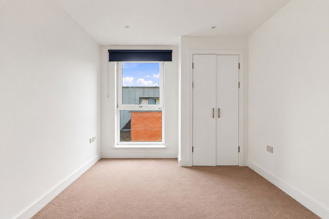 Zenith Close, London