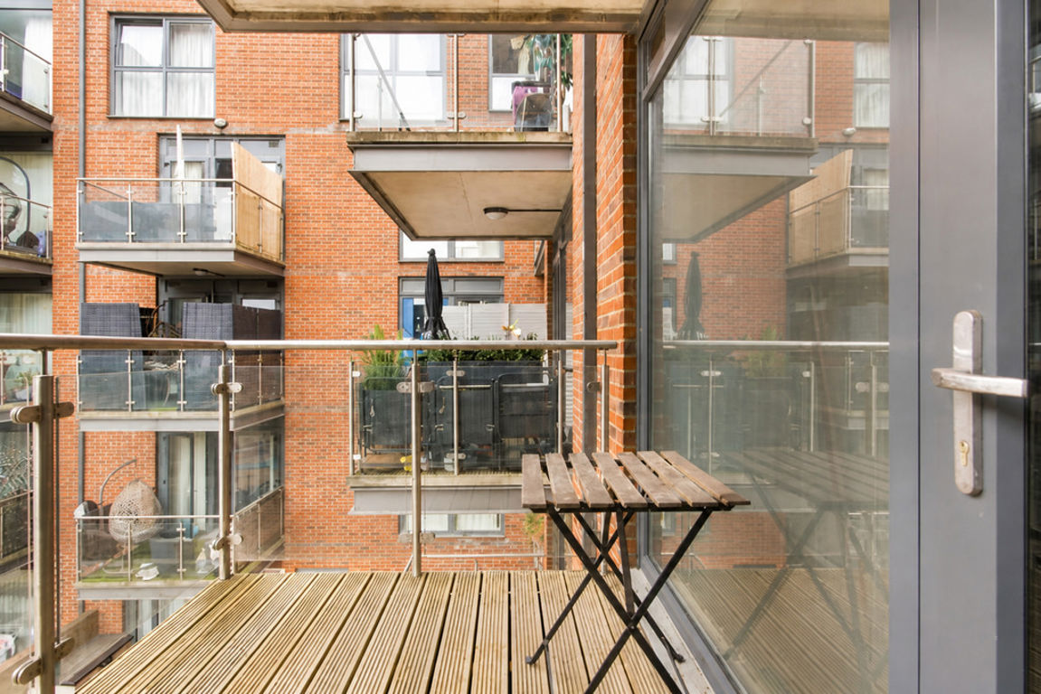 Zenith Close, London