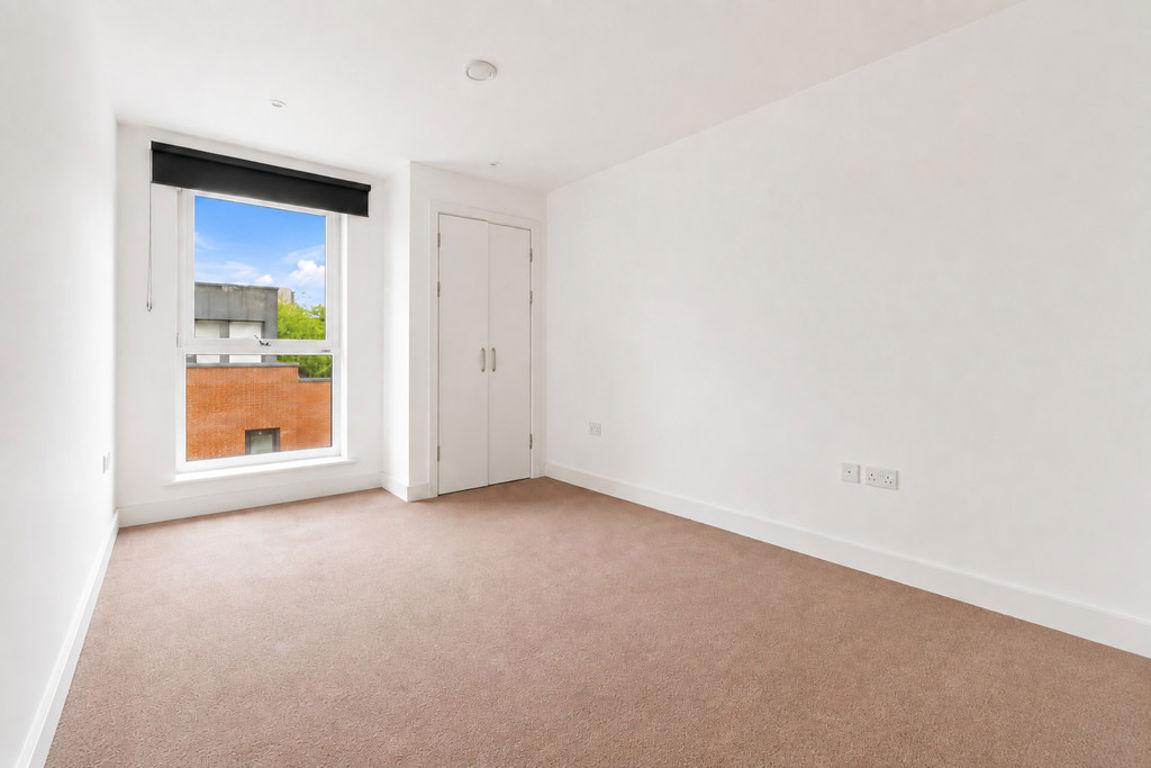 Zenith Close, London
