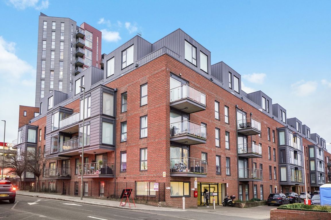 Zenith Close, London