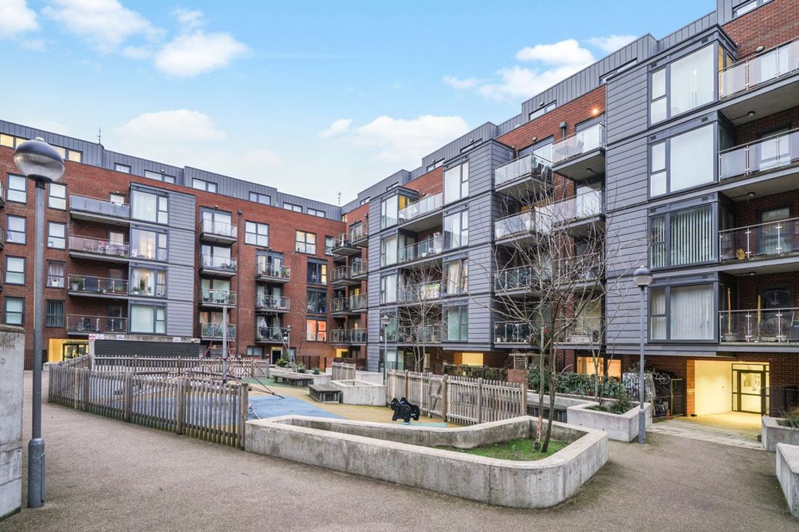 Zenith Close, London