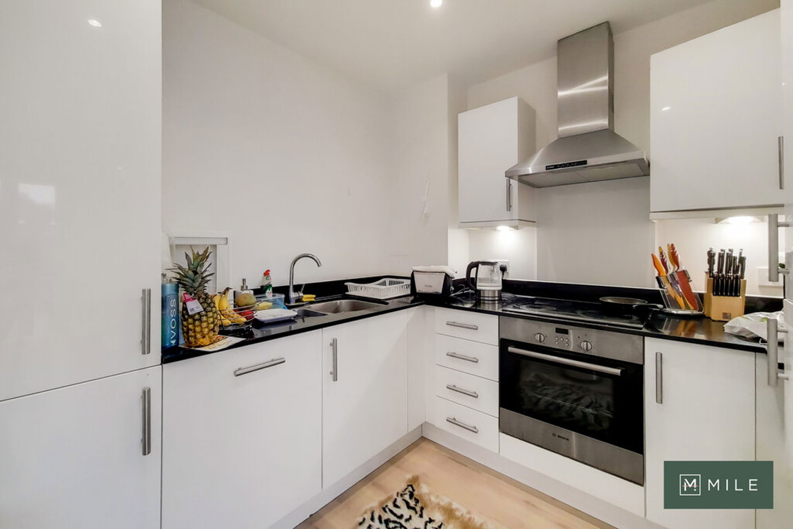 Zenith Close, London