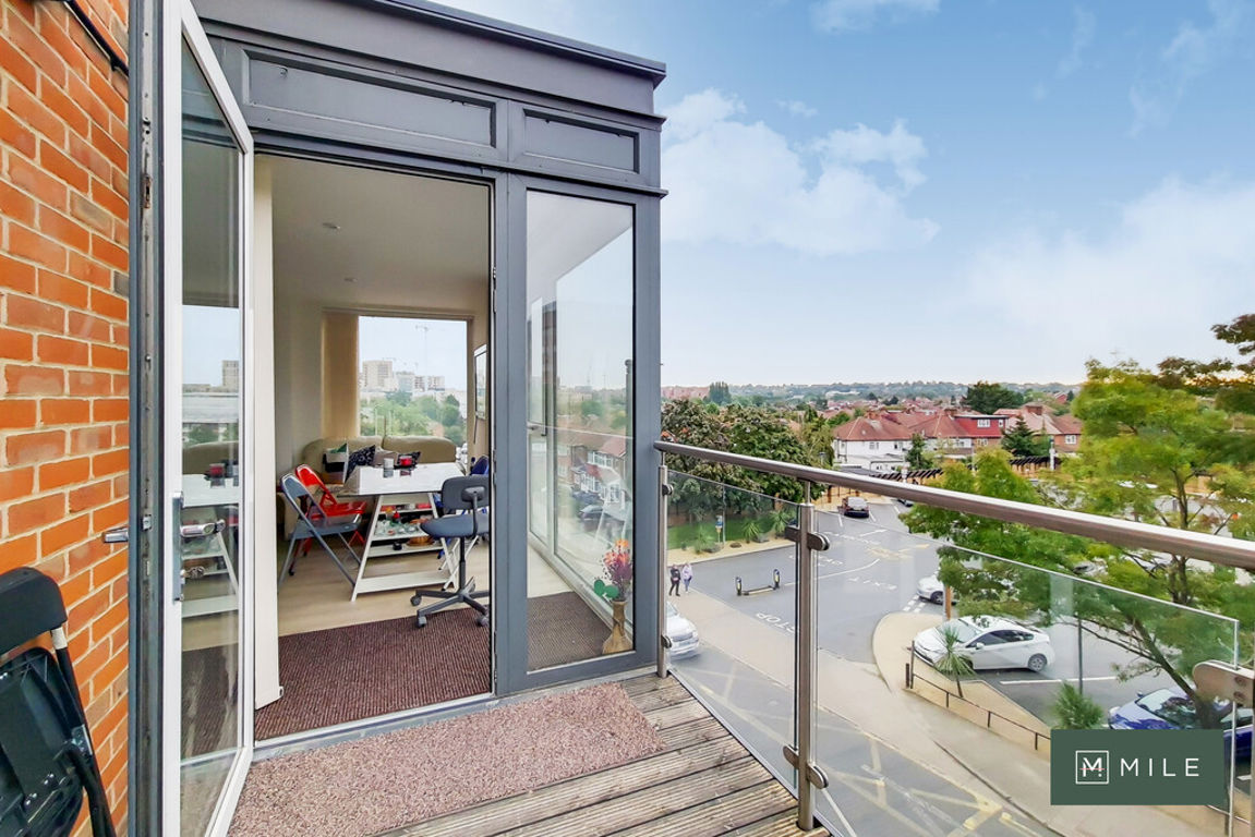 Zenith Close, London